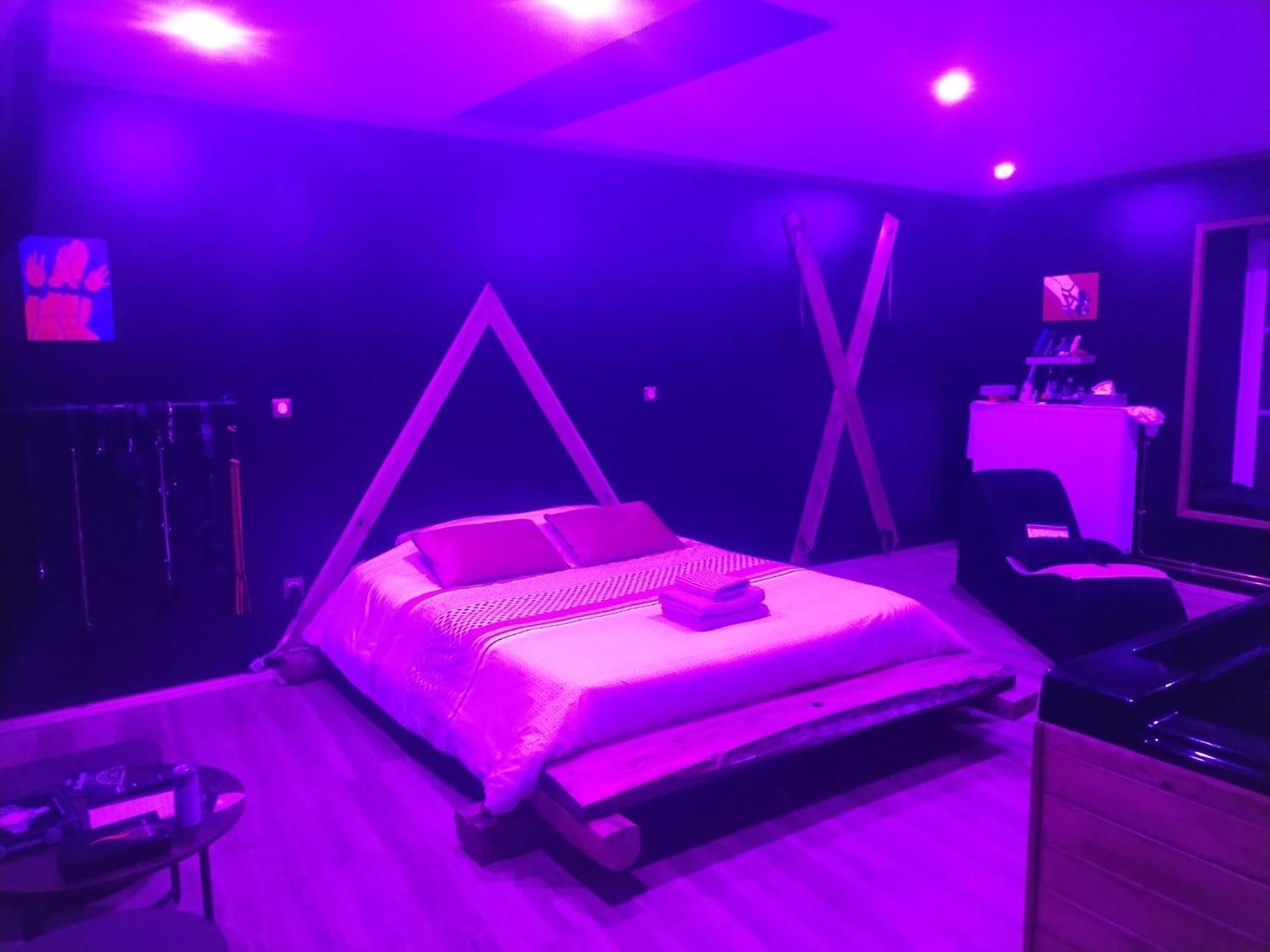 Love-Room L'Eden Du Desir Vecqueville Extérieur photo
